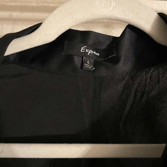 Express Silk Top Size Large - Picture 4 of 4